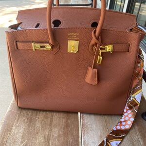 Brown Leather Handbag with dust bag